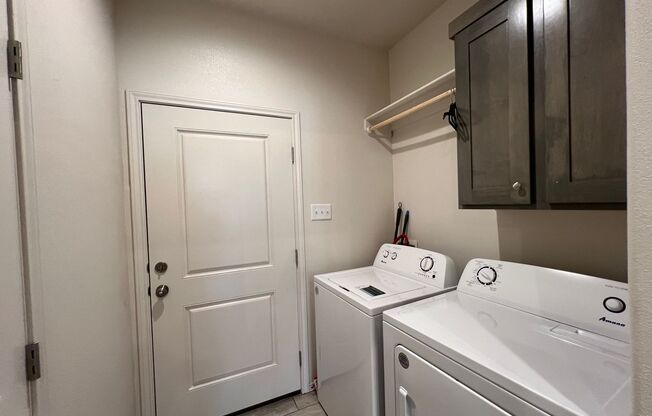 2 beds, 2 baths, $1,450