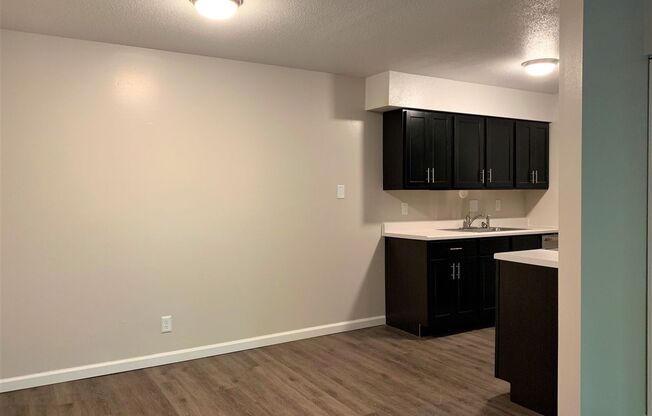 2 beds, 1.5 baths, 835 sqft, $1,160, Unit N-0507