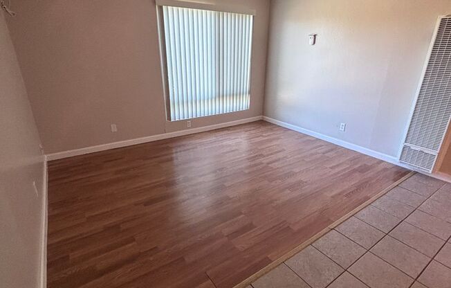 1 bed, 1 bath, 704 sqft, $1,345, Unit 16