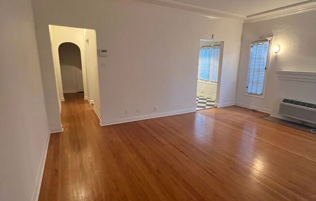 1 bed, 1 bath, 800 sqft, $2,475, Unit 3