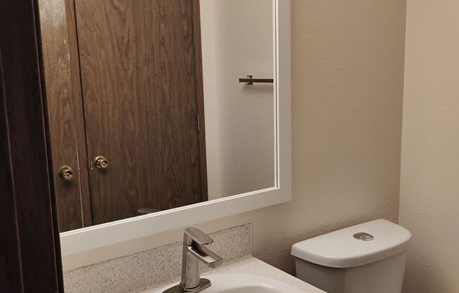 2 beds, 1.5 baths, 875 sqft, $1,250, Unit 257-636