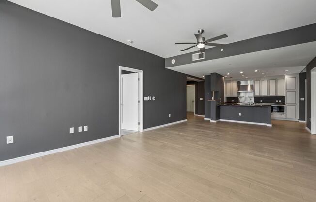 3 beds, 3 baths, $5,895, Unit UNIT 1901