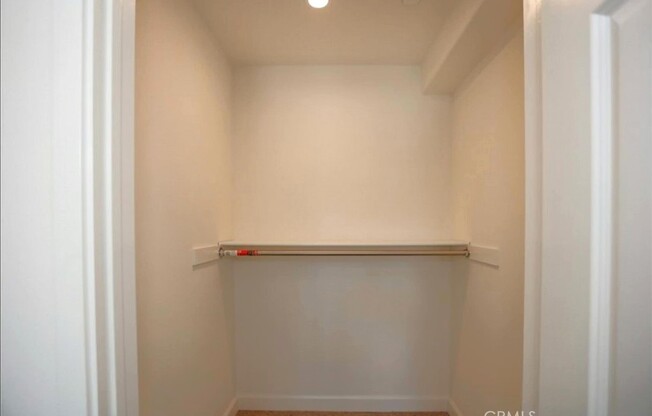 1 bed, 1.5 baths, 750 sqft, $2,500, Unit 7