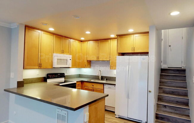 4545 COLLWOOD BLVD #17