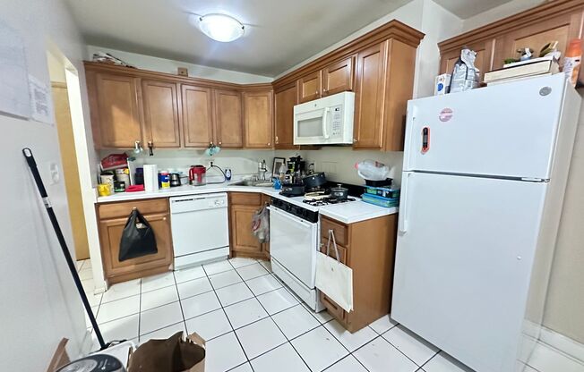 3069 Oakland