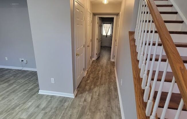 Huntersville Townhouse located in Rosedale!
