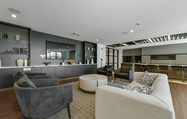 1 bed, 1 bath, 776 sqft, $3,700, Unit 315