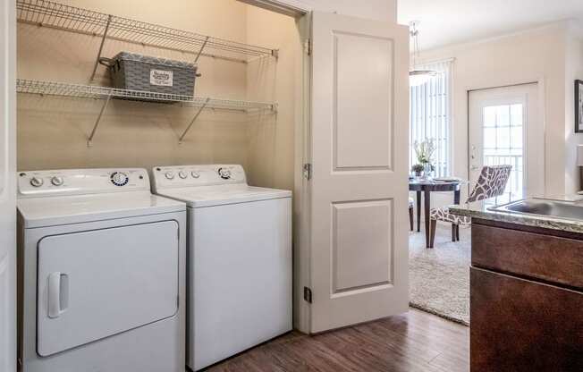 Le Mirage Apartments In-Unit Washer and Dryer Midland Odessa Texas Apartments