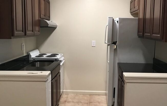 2 beds, 1 bath, 625 sqft, $3,295, Unit 1