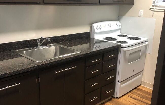 1 bed, 1 bath, 454 sqft, $2,595, Unit 38