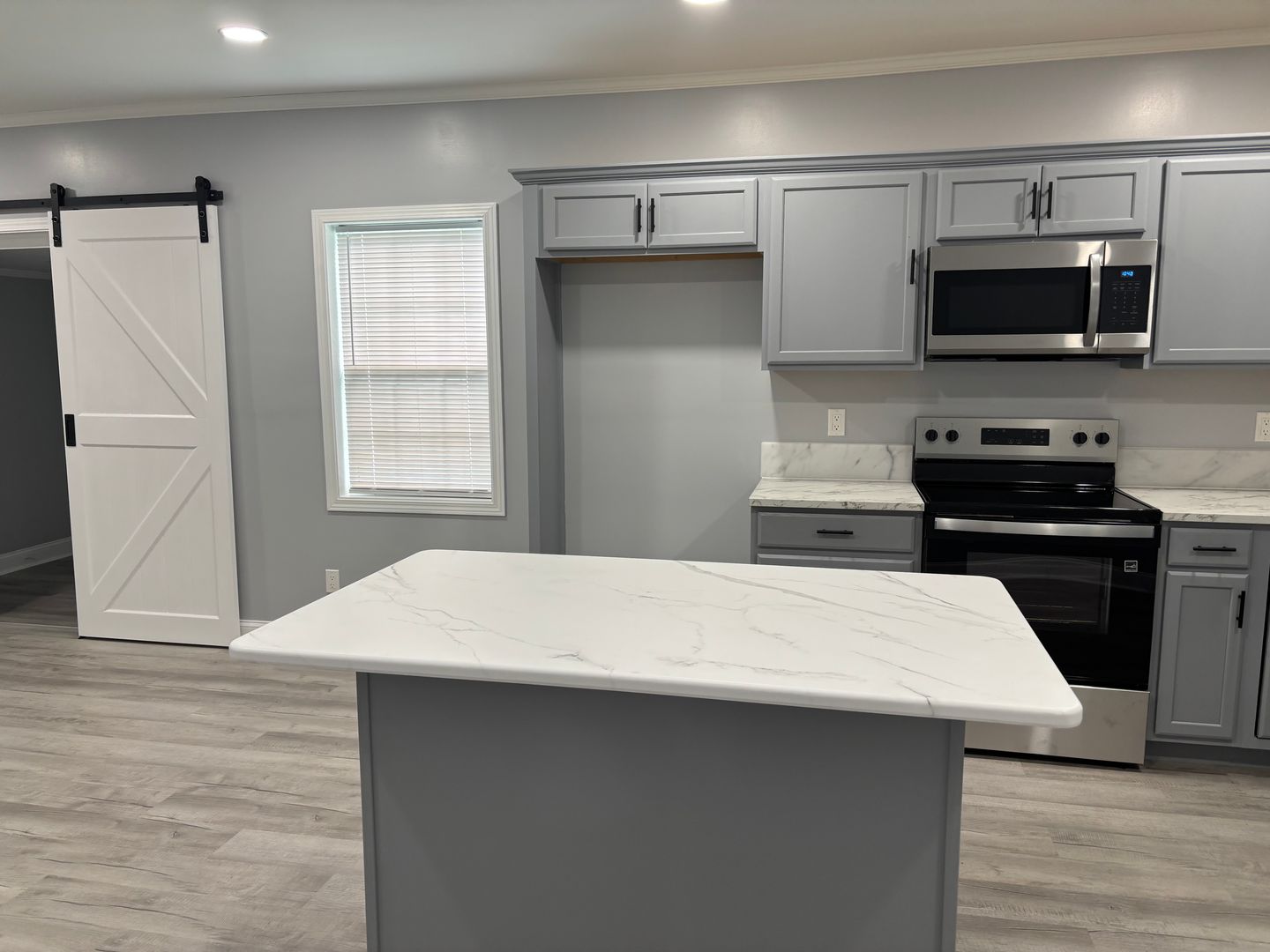 Fully renovated 3 bedroom 2 bathroom house!   Lawn Care Included