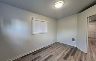 2 beds, 1 bath, $1,700