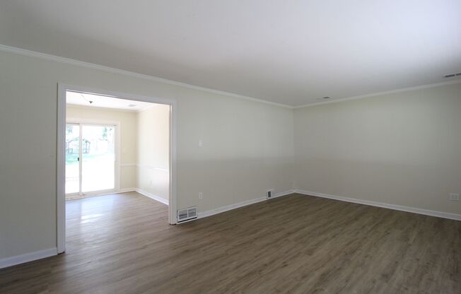 2 Bedroom 1 Bath Home In Prairie Village