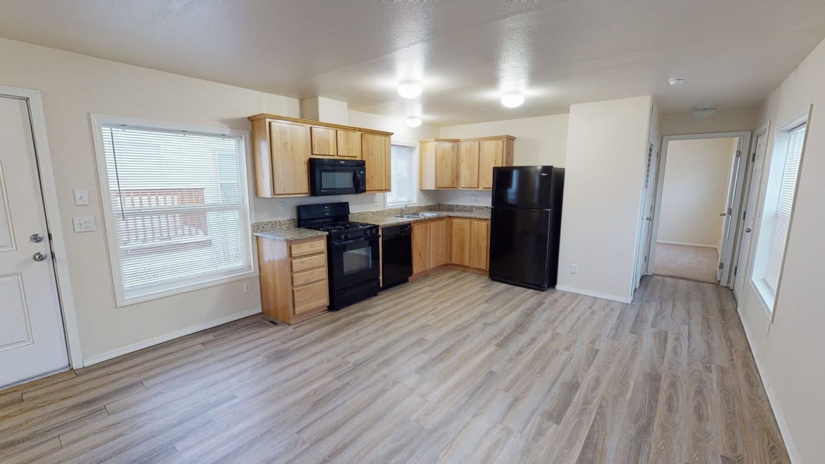 Four Seasons Apartment Homes