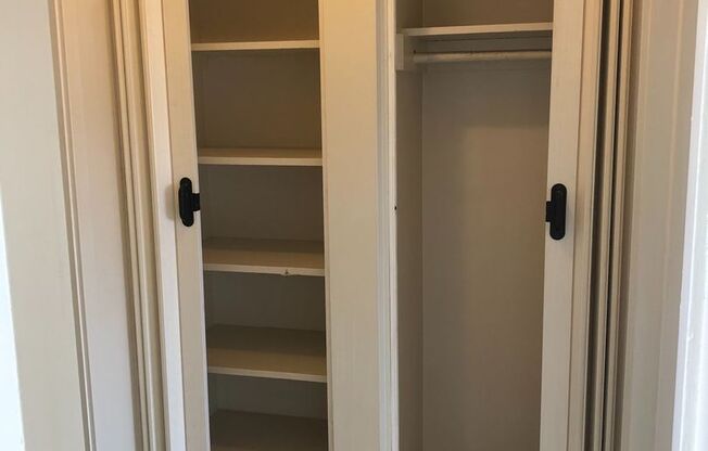 1 bed, 1 bath, 580 sqft, $625, Unit 1300-1311