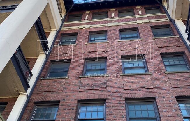 Studio, 1 bath, 250 sqft, $635, Unit 305