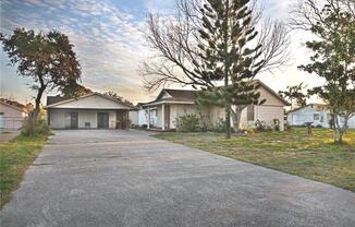 530 Oakdale Dr