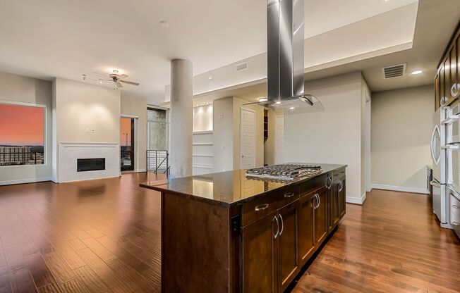 2 beds, 2.5 baths, 2,196 sqft, $8,732, Unit 1921