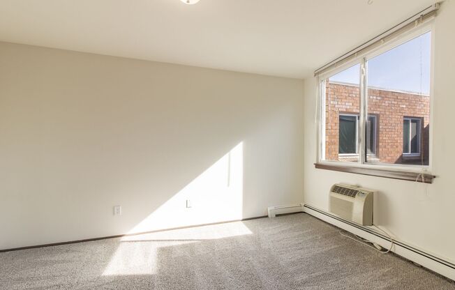 1 bed, 1 bath, 550 sqft, $1,055, Unit 1 Bedroom Waitlist