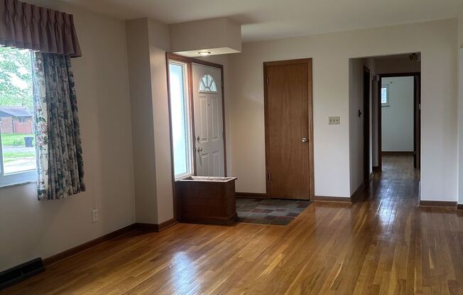 3 Bed 2 Bath Home for Rent!