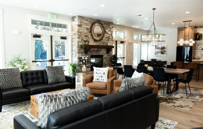 3 beds, 2 baths, 1,185 sqft, $1,765, Unit 5-301