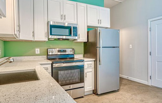 1 bed, 1 bath, 4 sqft, $1,475, Unit Unit 11