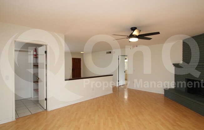 6127 S COUNTRY CLUB WAY