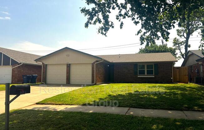 1024 S HIGHLAND DR