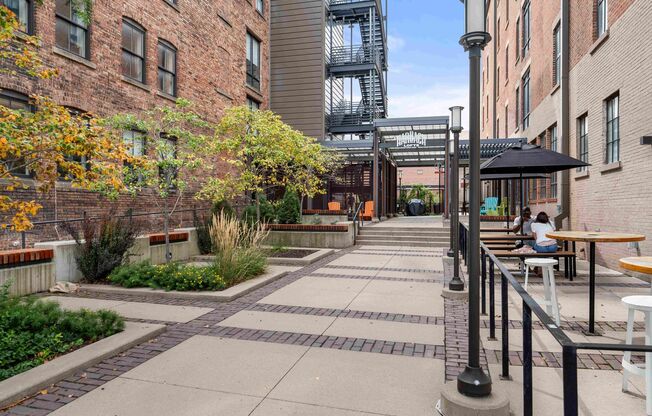 Studio, 1 bath, 452 sqft, $797, Unit B203