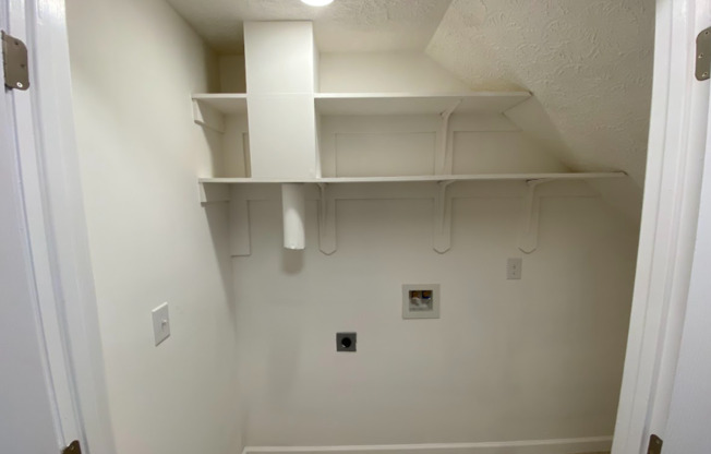 2 beds, 1.5 baths, 1,025 sqft, $1,495, Unit 3655