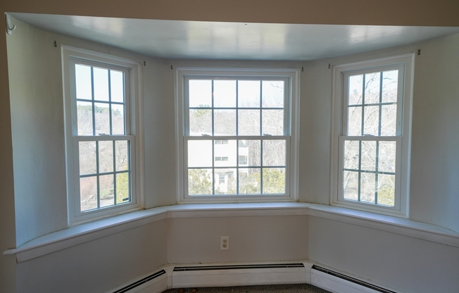 3 beds, 2 baths, 1,156 sqft, $3,800, Unit 41A