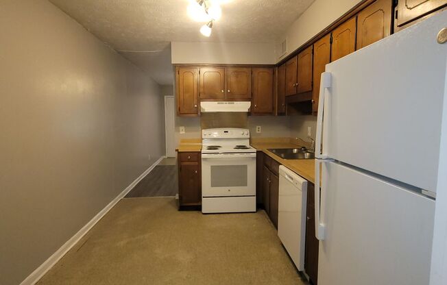 2 beds, 1 bath, $850