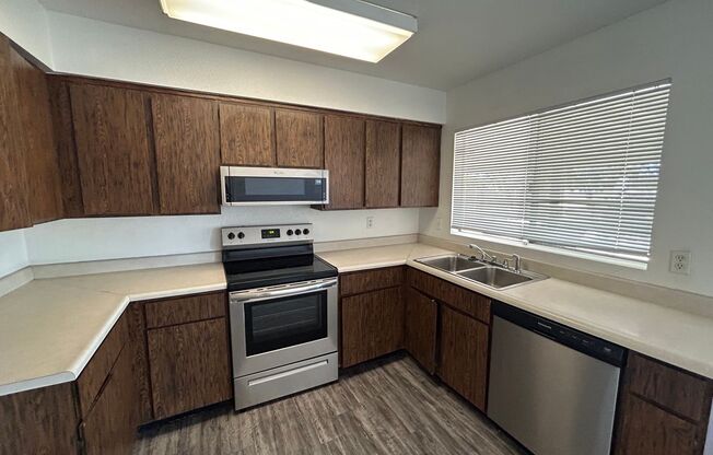 3 Bedroom 2 Bathroom Parkview North Home