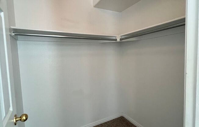 2 beds, 1.5 baths, $1,150, Unit 1860 S 2nd # 9