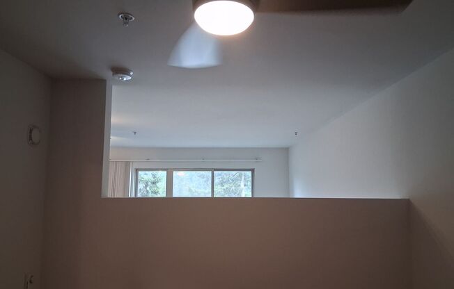 1 bed, 1 bath, 587 sqft, $1,675, Unit 414