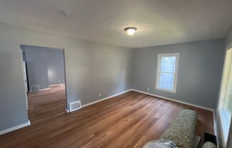 4 beds, 1 bath, $1,300