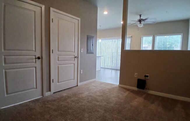Studio, 1 bath, 495 sqft, $1,448, Unit Unit 109