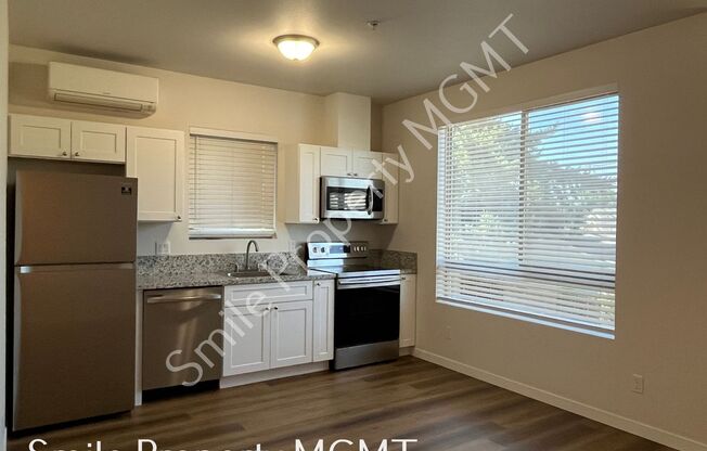 6940 Southeast Long Street