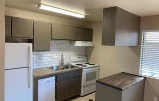 1 bed, 1 bath, 650 sqft, $1,295, Unit 8