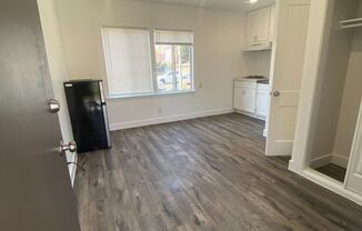 228 South Lake LLC