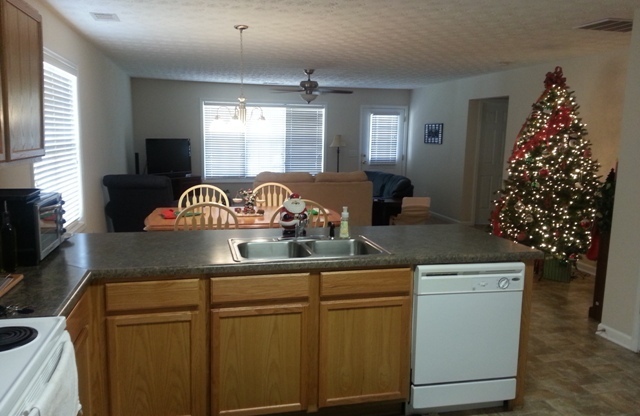 ***AVA. 9/1, SHORT-TERM RENTAL*** WESTSIDE 4 Bedroom!