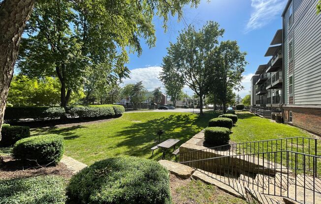 1 bed, 1 bath, 784 sqft, $1,150, Unit 7600405