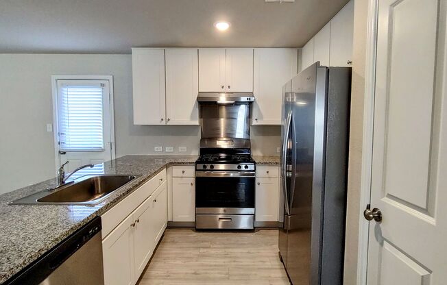 Southwest San Antonio: Medina Landing 3 bedroom Single Story Home