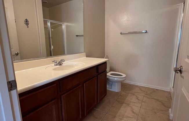 2 beds, 2 baths, $1,900, Unit #2001