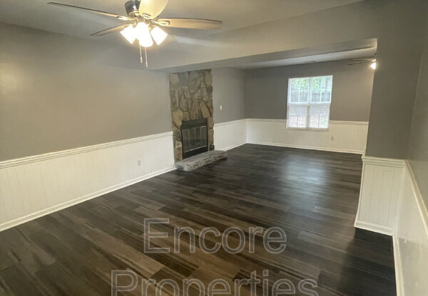 211 INDIGO DR