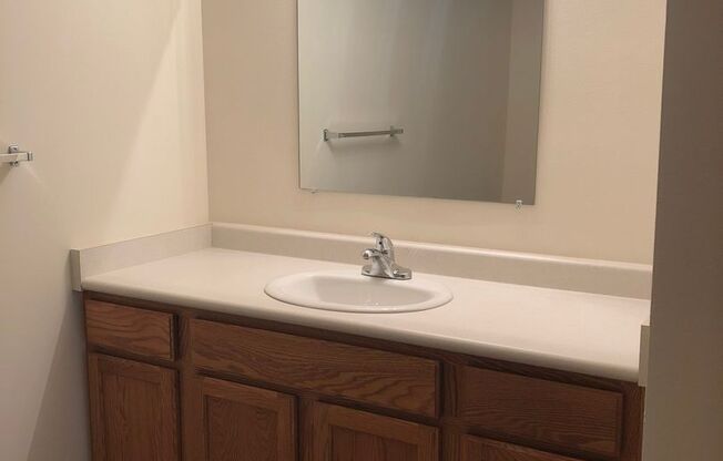 1 bed, 1 bath, 678 sqft, $1,425, Unit 21-302