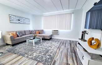 1 bed, 1 bath, 600 sqft, $999, Unit 101-R-Studio