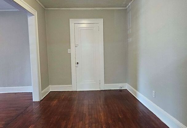 1 bed, 1 bath, 850 sqft, $1,099, Unit 11