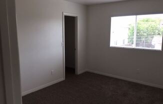 720-724 CYPRESS AVE