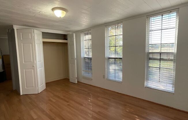 1 bed, 1 bath, $795